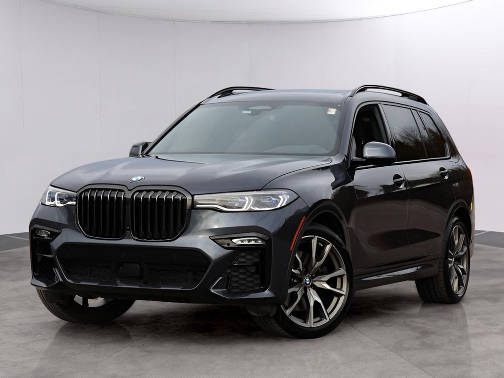 2022 BMW X7 M50i