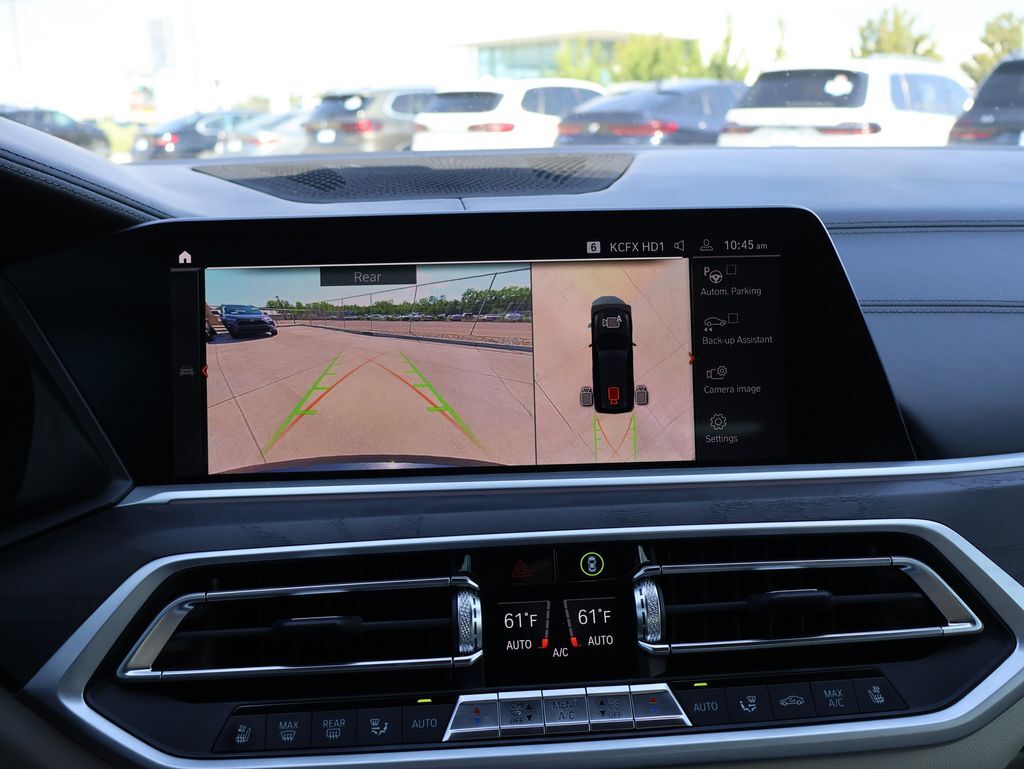 2022 BMW X7 M50i