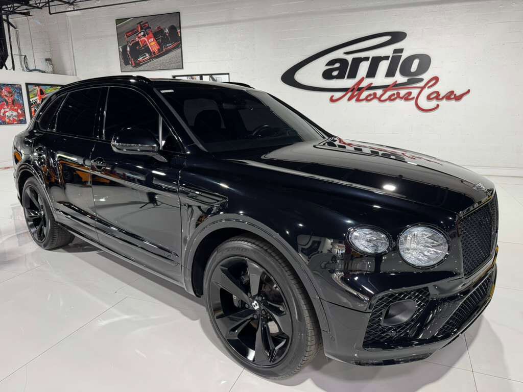 2022 Bentley Bentayga Base's photo