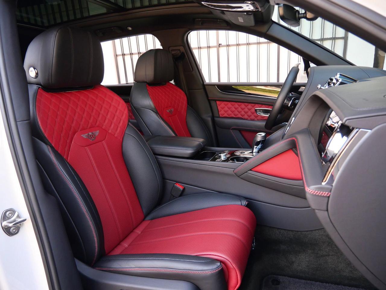 2022 Bentley Bentayga V8 V8 Lawrence KS