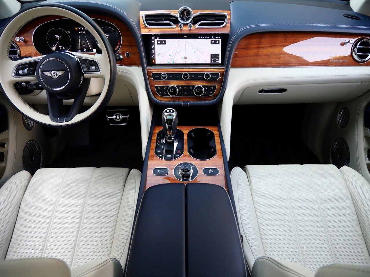 2022 Bentley Bentayga V8 V8 Lawrence KS