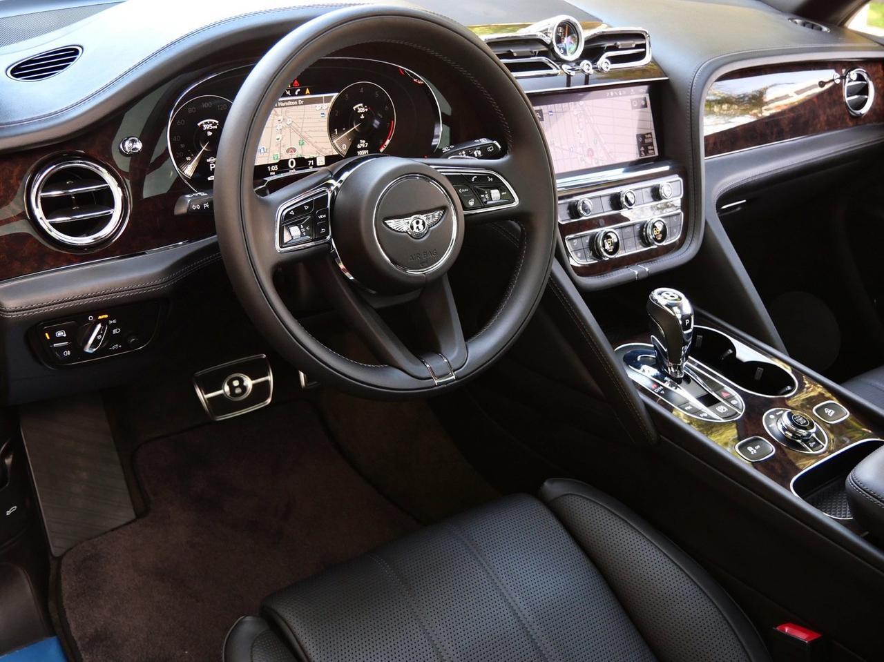 2022 Bentley Bentayga V8 V8