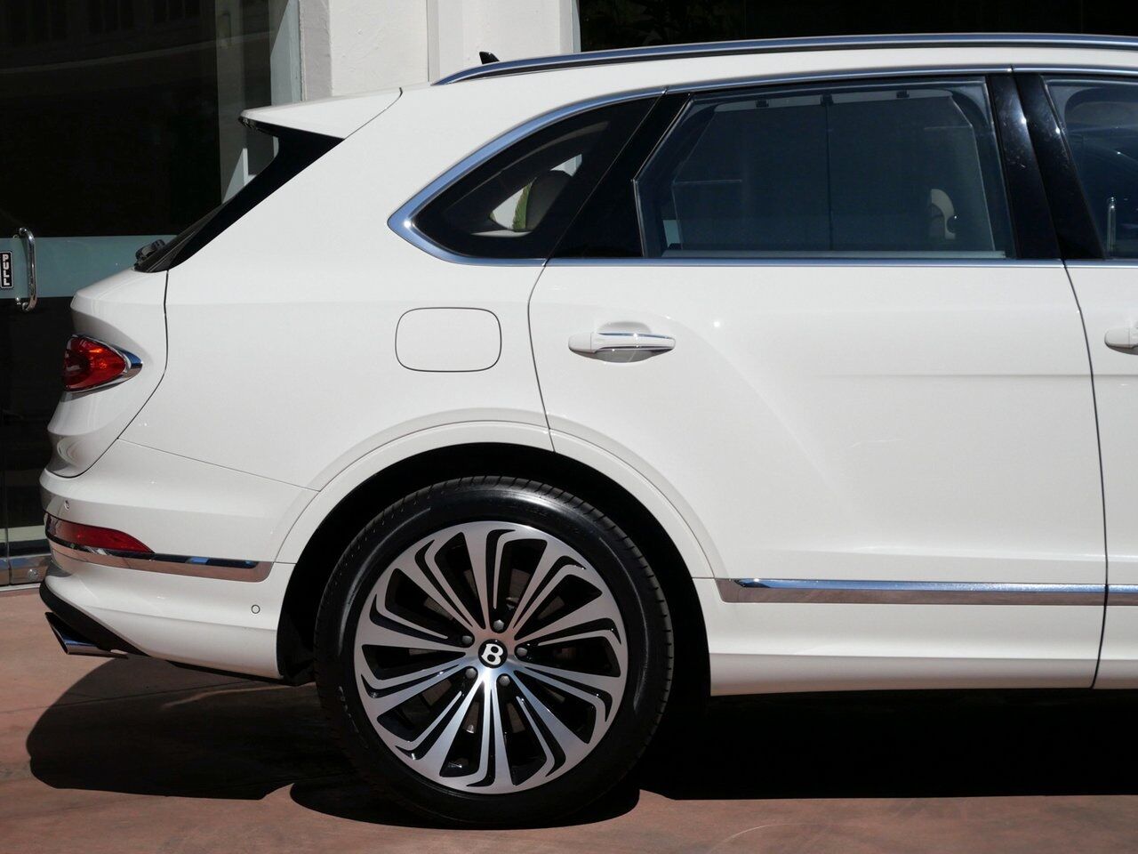 2022 Bentley Bentayga V8 V8 Lawrence KS