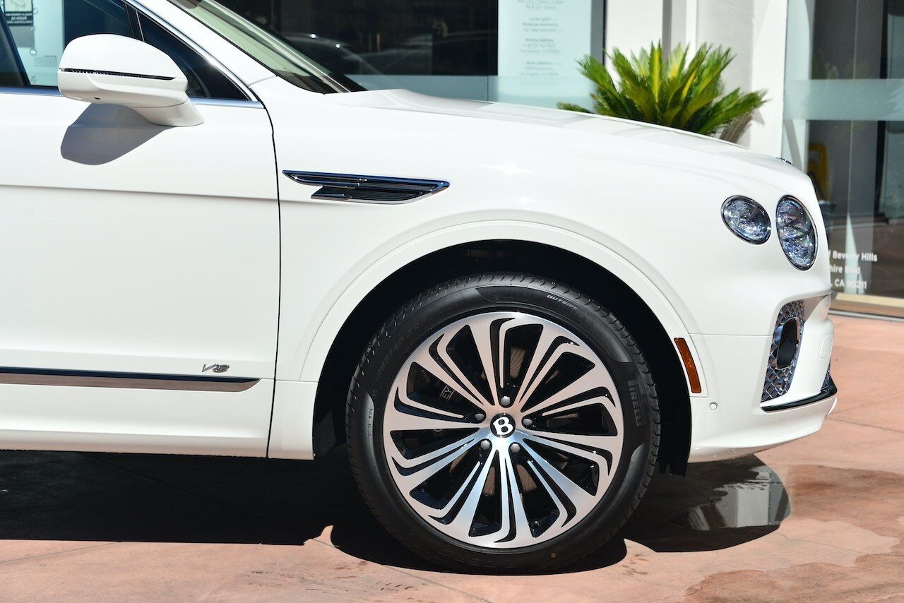 2022 Bentley Bentayga V8 V8 Lawrence KS
