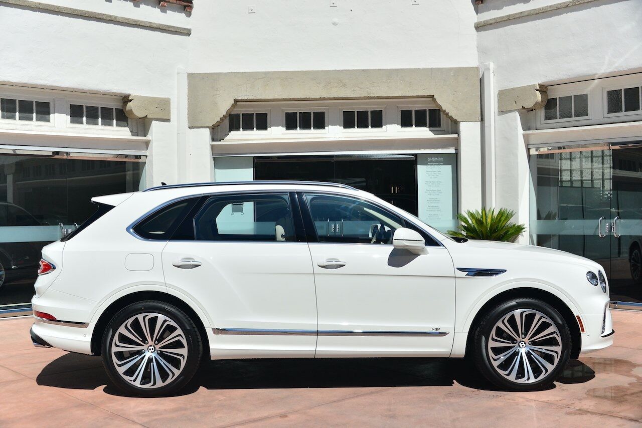 2022 Bentley Bentayga V8 V8 Lawrence KS