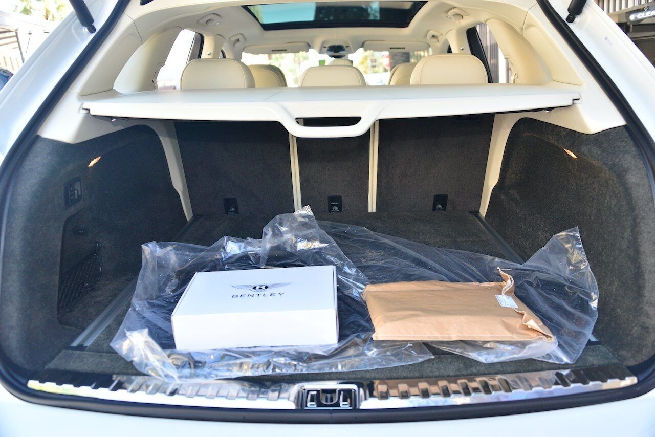 2022 Bentley Bentayga V8 V8 Lawrence KS