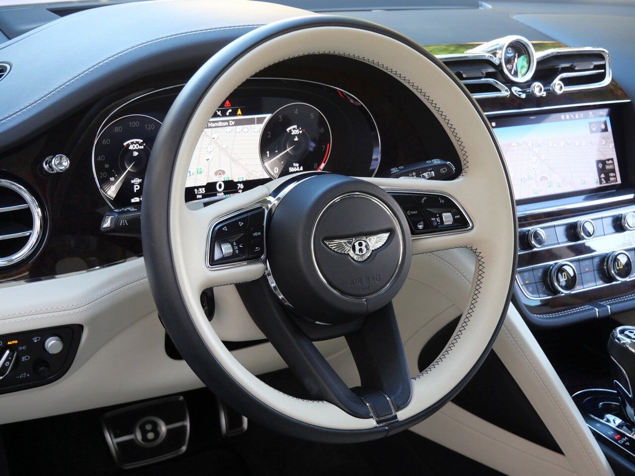 2022 Bentley Bentayga V8 V8 Lawrence KS