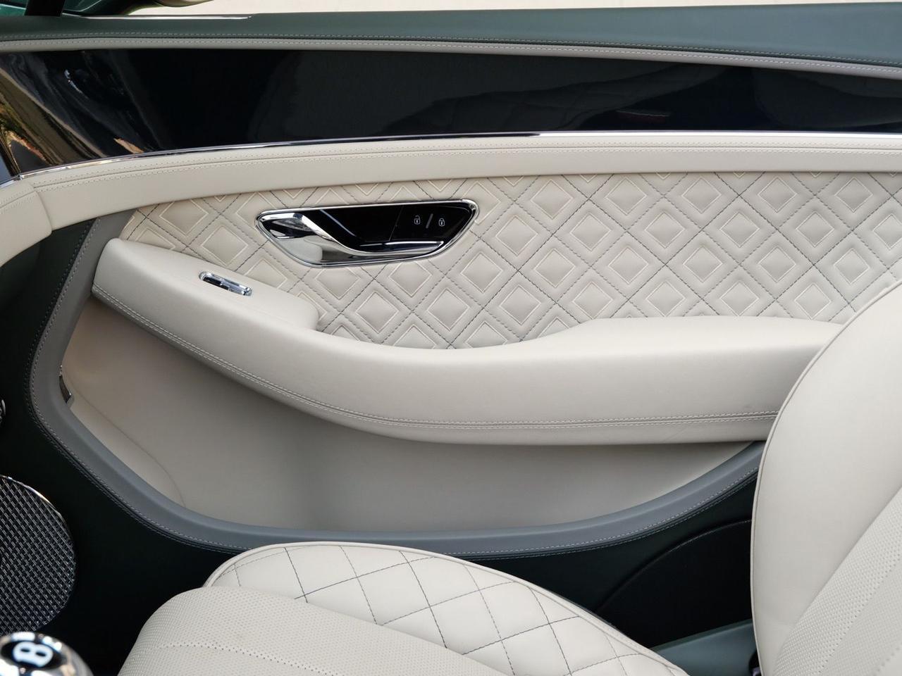 2022 Bentley Continental GT V8 V8 Lawrence KS