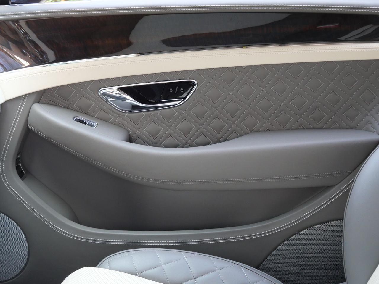 2022 Bentley Continental GT V8 V8 Lawrence KS