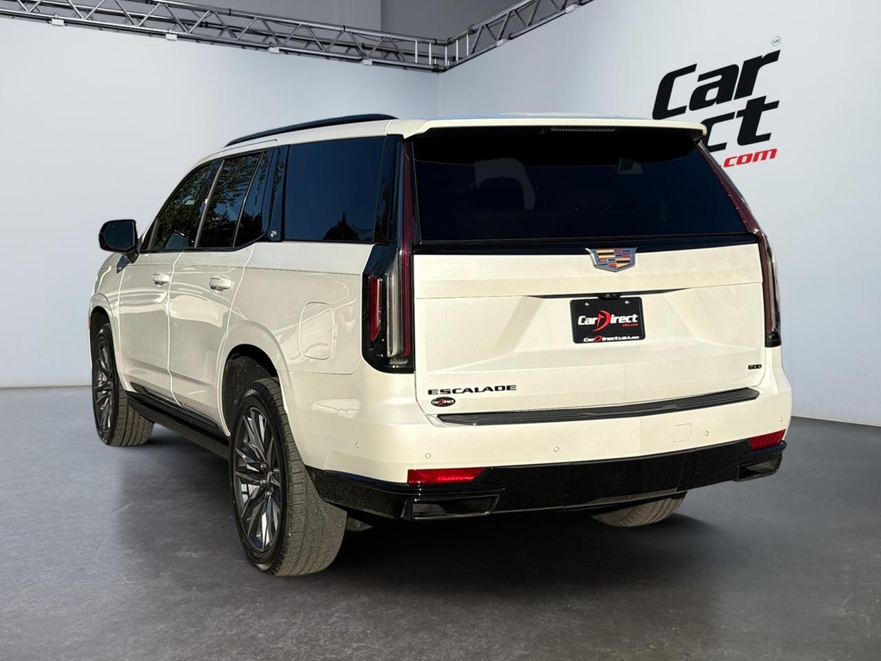 2022 Cadillac Escalade Sport, POWER RUNNING BOARDS, HANDS-FREE LIFTAGTE, 14.2 DIGITAL CLUSTER DISPLAY, PADDLE SHIFTERS, HEADS-UP DISPLAY, 360 FRONT & BACK CAMERA, REAR CROSS TRAFFIC ALERT, LANE CHANGE ALERT, POWER 3RD ROW SEATS, ONLY 1 OWNER, LUXURY COMES WITH KEYS! Virginia Beach VA 2022 Cadillac Escalade Sport, POWER RUNNING BOARDS, HANDS-FREE LIFTAGTE, 14.2 DIGITAL CLUSTER DISPLAY, PADDLE SHIFTERS, HEADS-UP DISPLAY, 360 FRONT & BACK CAMERA, REAR CROSS TRAFFIC ALERT, LANE CHANGE ALERT, POWER 3RD ROW SEATS, ONLY 1 OWNER, LUXURY COMES WITH KEYS! Virginia Beach VA