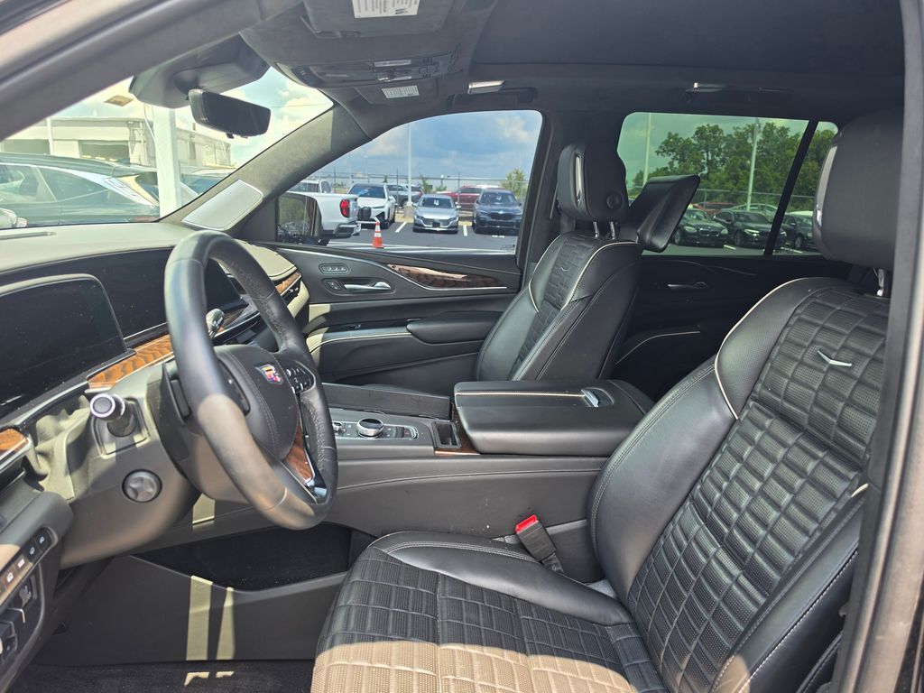 2022 Cadillac Escalade Sport Platinum
