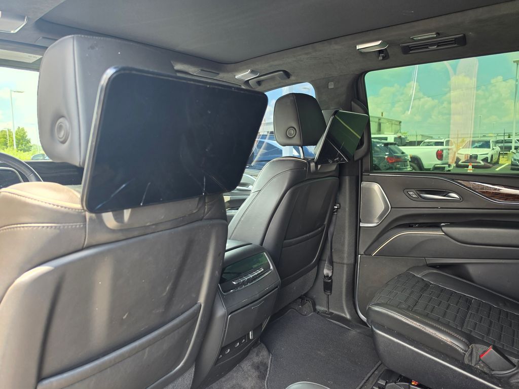 2022 Cadillac Escalade Sport Platinum