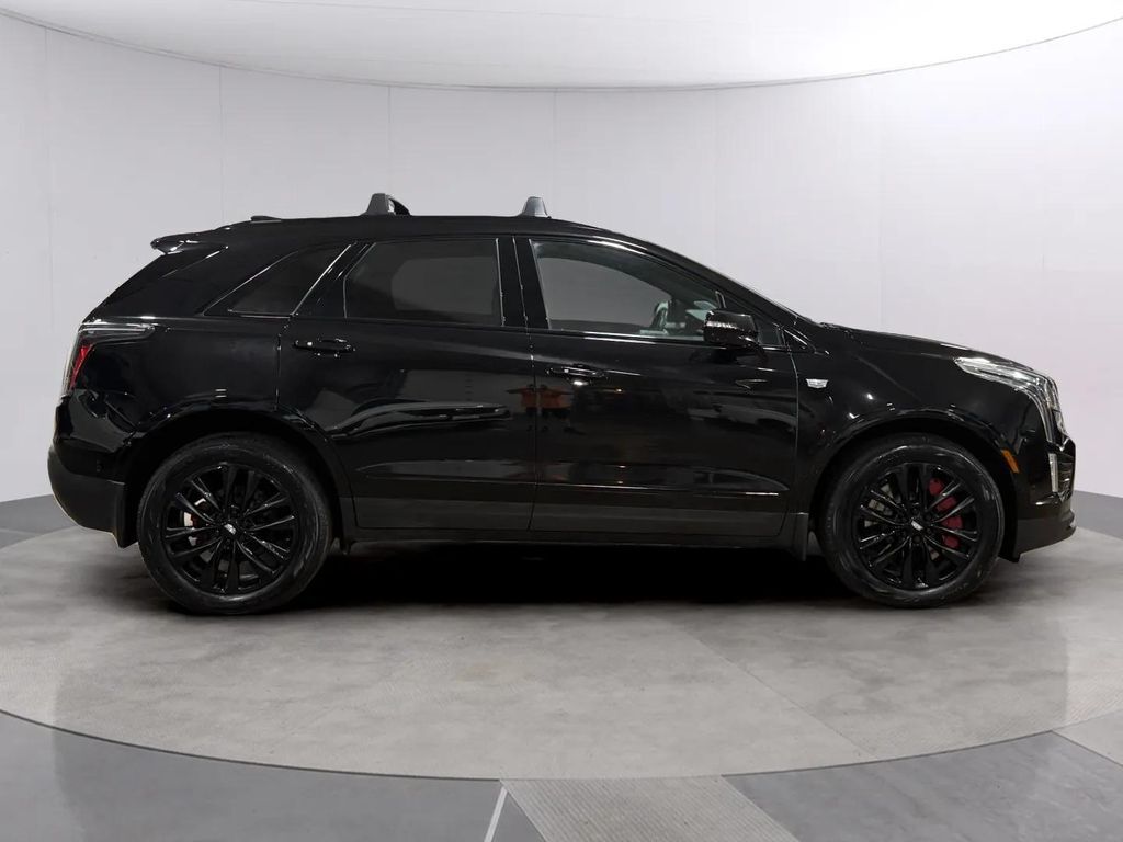 2022 Cadillac XT5 Sport