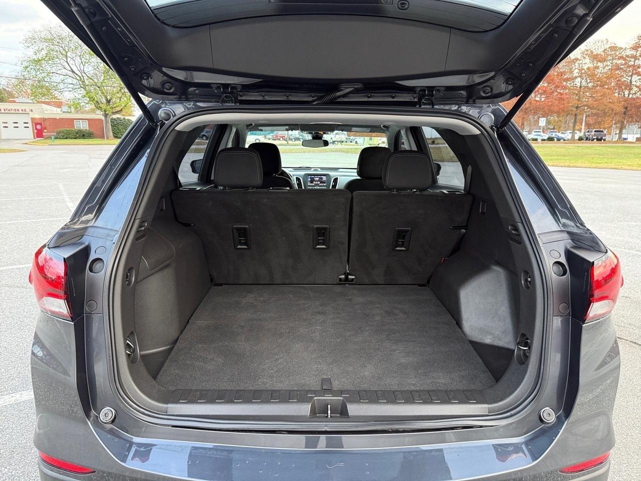 2022 Chevrolet Equinox LS, APPLE CARPLAY/ANDROID AUTO, WIFI, BACKUP CAMERA, POWER AND HEATED MIRRORS, LANE KEEP ASSIST, KEYLESS START, BLUETOOTH, COME AND TEST DRIVE TODAY! Norfolk VA 2022 Chevrolet Equinox LS, APPLE CARPLAY/ANDROID AUTO, WIFI, BACKUP CAMERA, POWER AND HEATED MIRRORS, LANE KEEP ASSIST, KEYLESS START, BLUETOOTH, COME AND TEST DRIVE TODAY! Norfolk VA