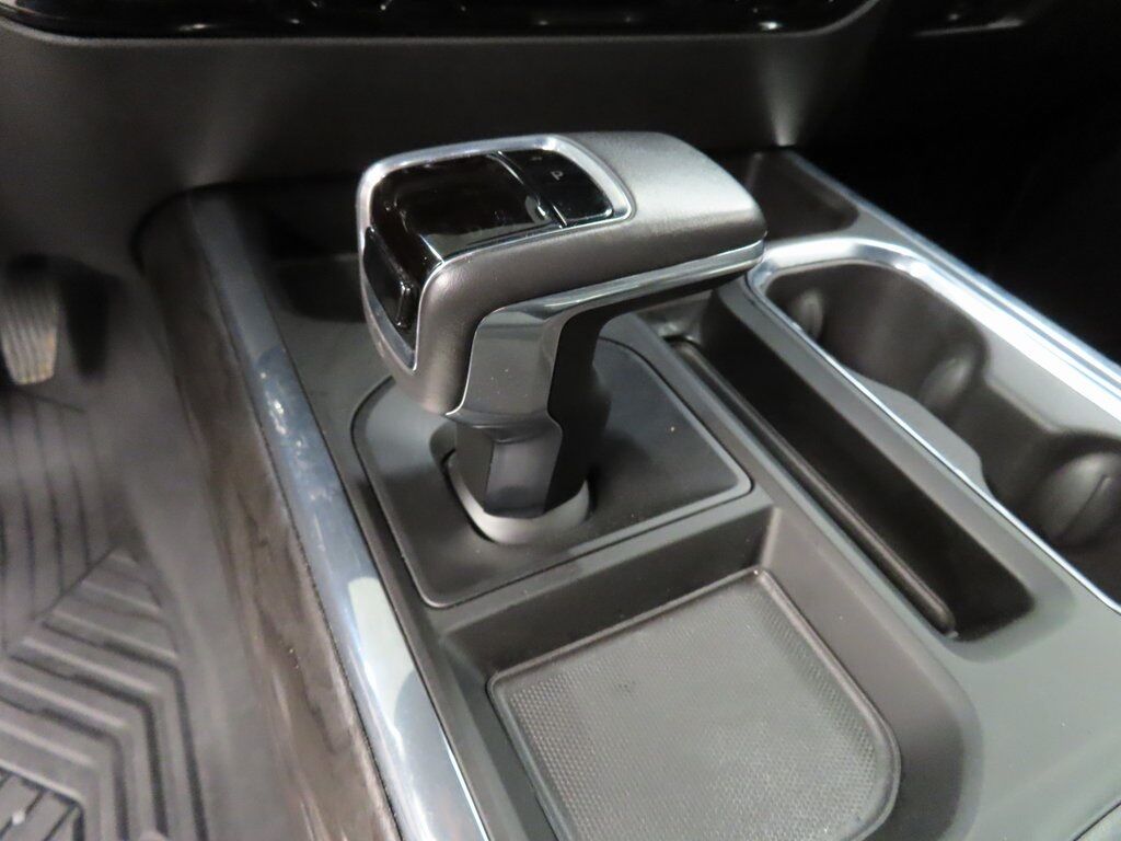 2022 Chevrolet Silverado 1500 4x4 Crew Cab LTZ Fond du Lac WI 2022 Chevrolet Silverado 1500 4x4 Crew Cab LTZ Fond du Lac WI