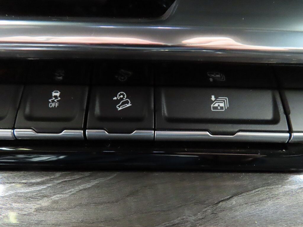 2022 Chevrolet Silverado 1500 4x4 Crew Cab LTZ Fond du Lac WI 2022 Chevrolet Silverado 1500 4x4 Crew Cab LTZ Fond du Lac WI