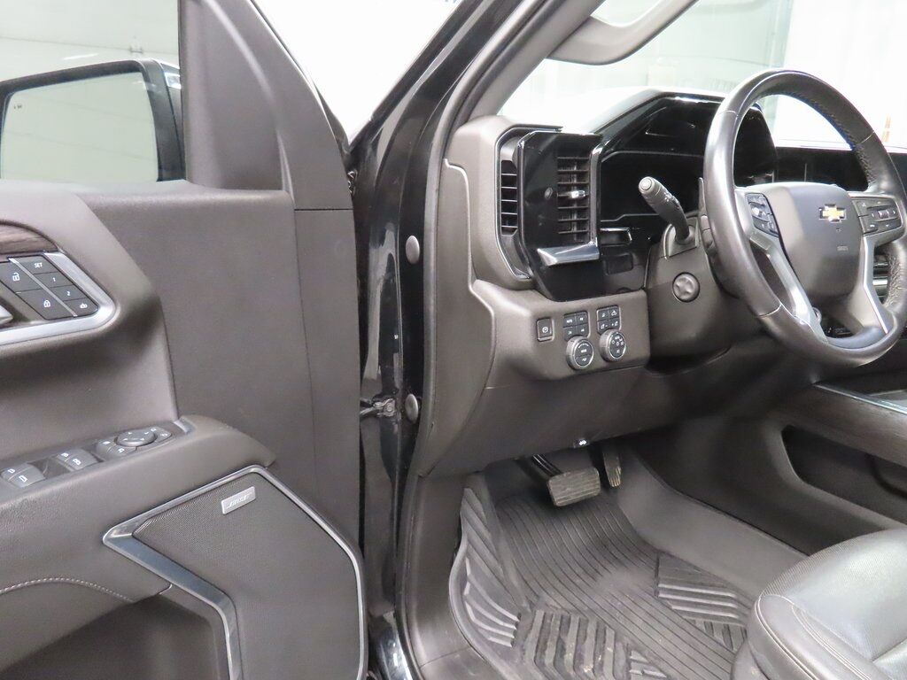 2022 Chevrolet Silverado 1500 4x4 Crew Cab LTZ Fond du Lac WI 2022 Chevrolet Silverado 1500 4x4 Crew Cab LTZ Fond du Lac WI