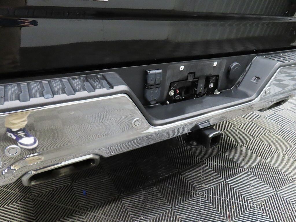 2022 Chevrolet Silverado 1500 4x4 Crew Cab LTZ Fond du Lac WI 2022 Chevrolet Silverado 1500 4x4 Crew Cab LTZ Fond du Lac WI