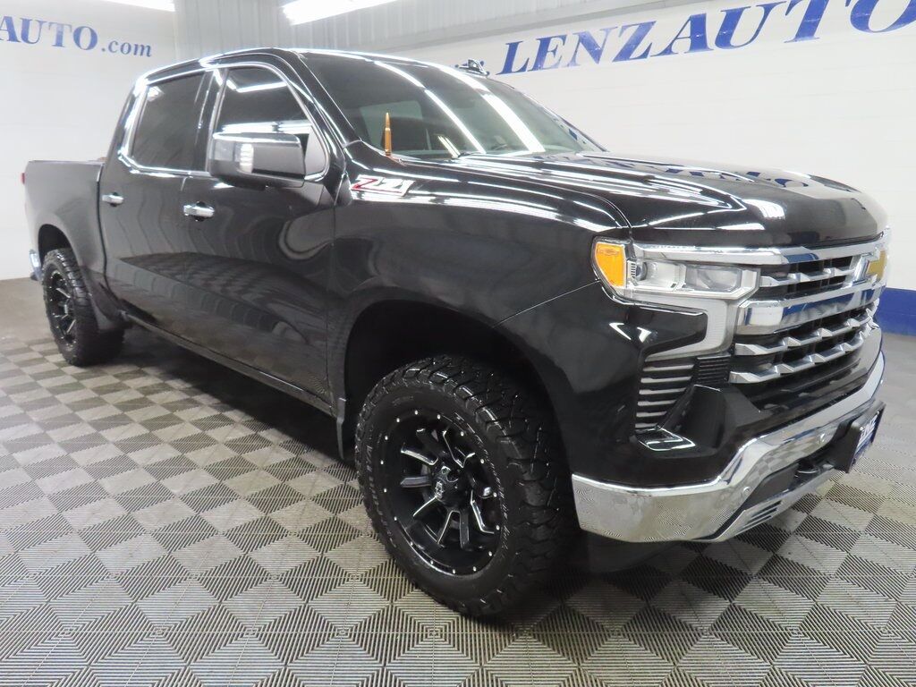 2022 Chevrolet Silverado 1500 4x4 Crew Cab LTZ Fond du Lac WI 2022 Chevrolet Silverado 1500 4x4 Crew Cab LTZ Fond du Lac WI