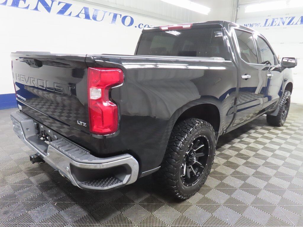 2022 Chevrolet Silverado 1500 4x4 Crew Cab LTZ Fond du Lac WI 2022 Chevrolet Silverado 1500 4x4 Crew Cab LTZ Fond du Lac WI