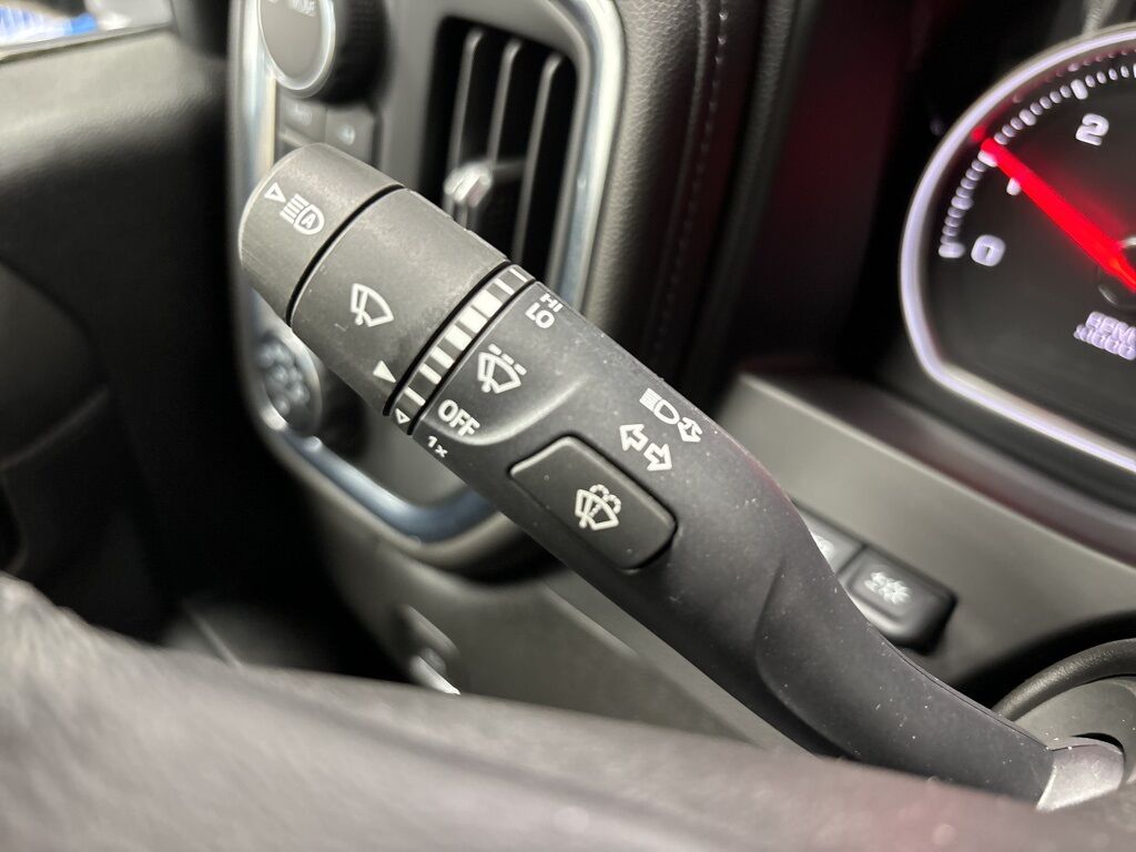 2022 Chevrolet Silverado 3500HD 4x4 Crew Cab High Country SRW Fond du Lac WI 2022 Chevrolet Silverado 3500HD 4x4 Crew Cab High Country SRW Fond du Lac WI