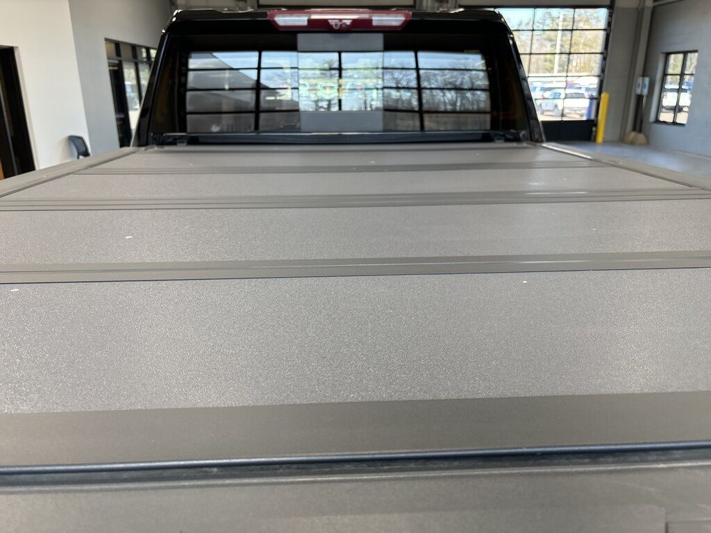 2022 Chevrolet Silverado 3500HD 4x4 Crew Cab High Country SRW Fond du Lac WI 2022 Chevrolet Silverado 3500HD 4x4 Crew Cab High Country SRW Fond du Lac WI