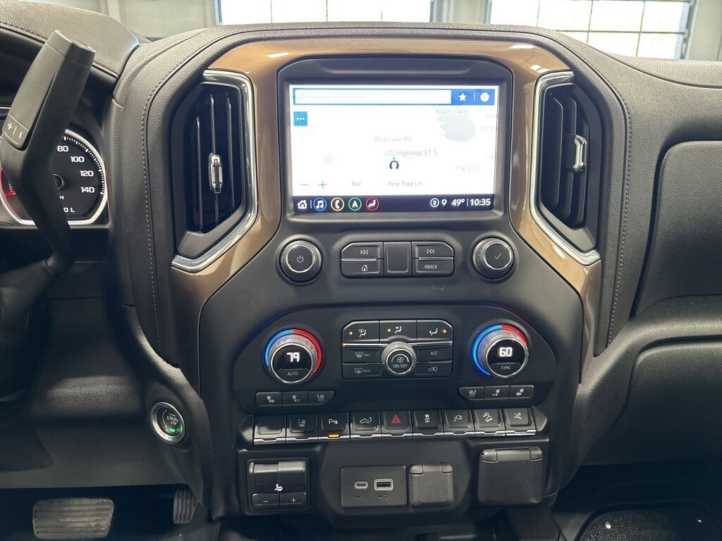 2022 Chevrolet Silverado 3500HD 4x4 Crew Cab High Country SRW Fond du Lac WI 2022 Chevrolet Silverado 3500HD 4x4 Crew Cab High Country SRW Fond du Lac WI