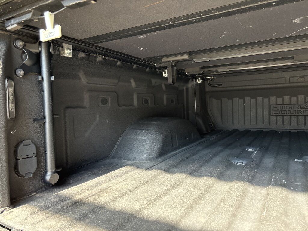 2022 Chevrolet Silverado 3500HD 4x4 Crew Cab High Country SRW Fond du Lac WI 2022 Chevrolet Silverado 3500HD 4x4 Crew Cab High Country SRW Fond du Lac WI