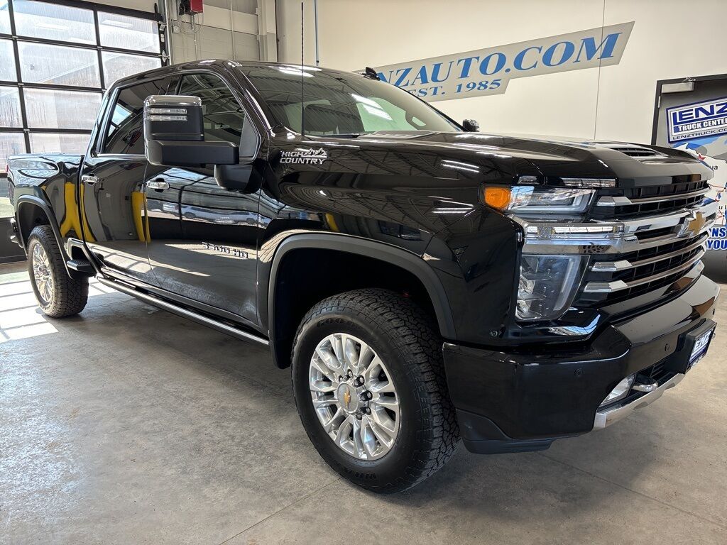 2022 Chevrolet Silverado 3500HD 4x4 Crew Cab High Country SRW Fond du Lac WI 2022 Chevrolet Silverado 3500HD 4x4 Crew Cab High Country SRW Fond du Lac WI