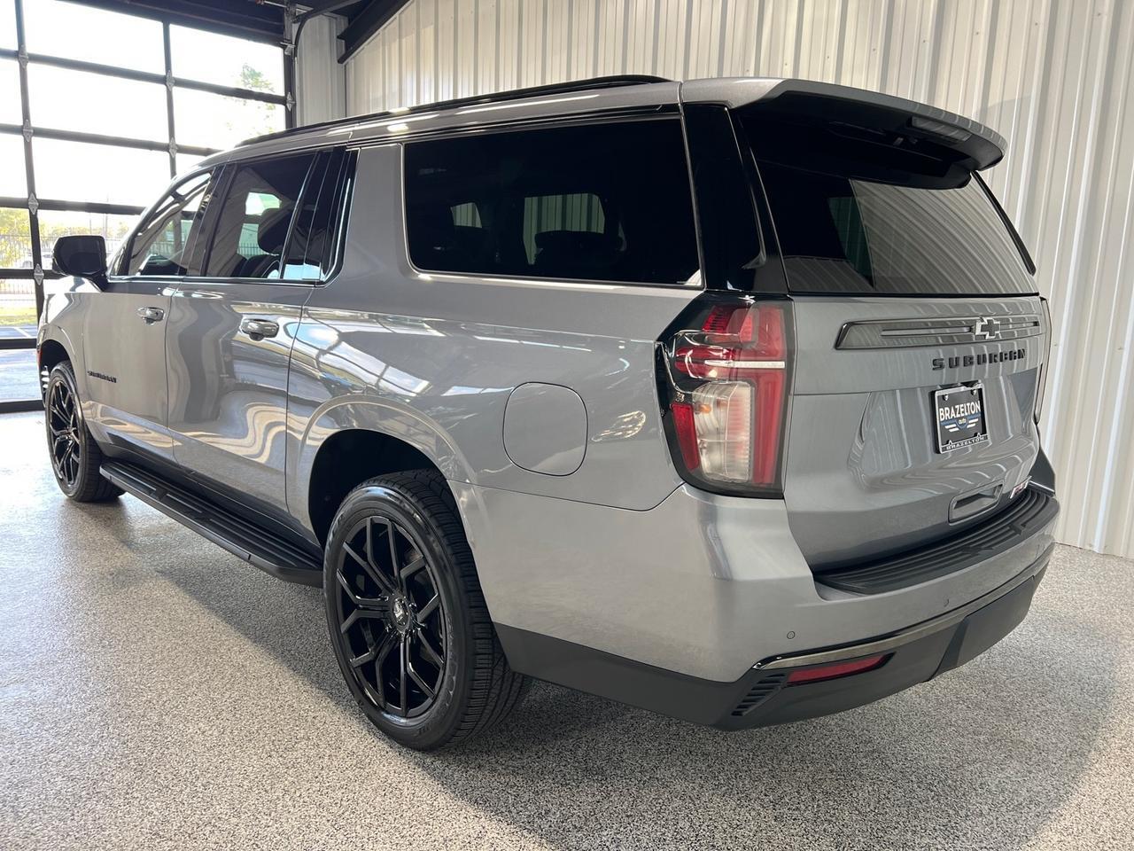 2022 Chevrolet Suburban RST, Luxury Pkg, Pano Roof, Buckets, Power Sliding Console, 22in Wheels Houston TX 2022 Chevrolet Suburban RST, Luxury Pkg, Pano Roof, Buckets, Power Sliding Console, 22in Wheels Houston TX