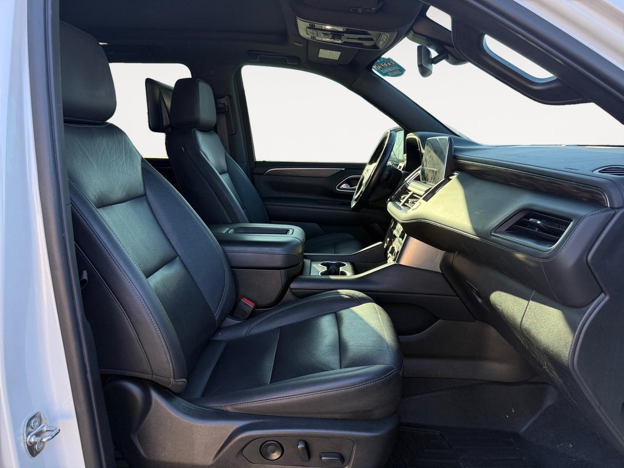 2022 Chevrolet Suburban Z71, HEATED SEATS, HEATED REAR SEATS, RUNNING BOARDS, TV SCREENS, BOSE SPEAKERS, MOONROOF, GARAGE DOOR OPENER, APPLE CARPLAY/ANDROID AUTO, WIFI, POWER LIFTGATE, 3RD ROW, ROOF RACK, ONLY 1 OWNER, CLEAN CARFAX, THIS IS A GREAT FAMILY VEHICLE FOR A GREA Norfolk VA 2022 Chevrolet Suburban Z71, HEATED SEATS, HEATED REAR SEATS, RUNNING BOARDS, TV SCREENS, BOSE SPEAKERS, MOONROOF, GARAGE DOOR OPENER, APPLE CARPLAY/ANDROID AUTO, WIFI, POWER LIFTGATE, 3RD ROW, ROOF RACK, ONLY 1 OWNER, CLEAN CARFAX, THIS IS A GREAT FAMILY VEHICLE FOR A GREA Norfolk VA