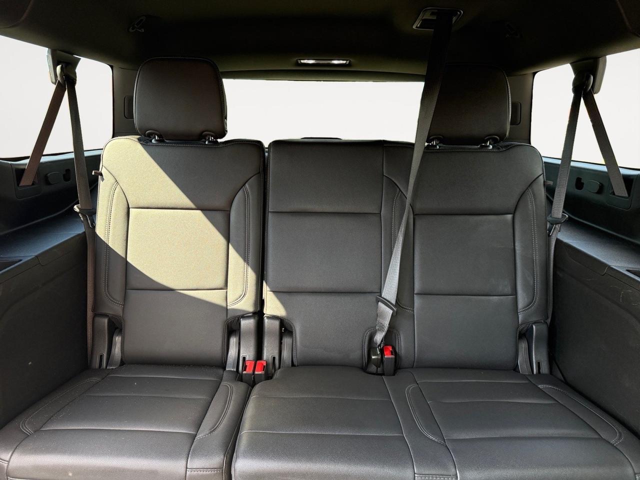 2022 Chevrolet Suburban Z71, HEATED/VENTILATED SEATS, HEATED 2ND ROW, 3RD ROW, MOONROOF, APPLE CARPLAY/ANDROID AUTO, WIFI, BOSE SPEAKERS, ROOF RACK, TOW PACKAGE, POWER LIFTGATE, RUNNING BOARDS, CLEAN CARFAX, ONLY 1 OWNER! Norfolk VA 2022 Chevrolet Suburban Z71, HEATED/VENTILATED SEATS, HEATED 2ND ROW, 3RD ROW, MOONROOF, APPLE CARPLAY/ANDROID AUTO, WIFI, BOSE SPEAKERS, ROOF RACK, TOW PACKAGE, POWER LIFTGATE, RUNNING BOARDS, CLEAN CARFAX, ONLY 1 OWNER! Norfolk VA