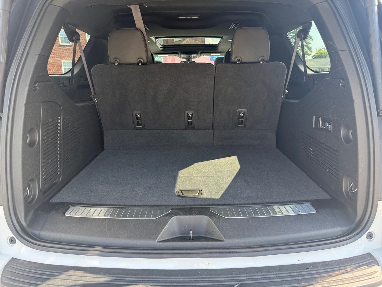 2022 Chevrolet Suburban Z71, HEATED/VENTILATED SEATS, HEATED 2ND ROW, 3RD ROW, MOONROOF, APPLE CARPLAY/ANDROID AUTO, WIFI, BOSE SPEAKERS, ROOF RACK, TOW PACKAGE, POWER LIFTGATE, RUNNING BOARDS, CLEAN CARFAX, ONLY 1 OWNER! Norfolk VA 2022 Chevrolet Suburban Z71, HEATED/VENTILATED SEATS, HEATED 2ND ROW, 3RD ROW, MOONROOF, APPLE CARPLAY/ANDROID AUTO, WIFI, BOSE SPEAKERS, ROOF RACK, TOW PACKAGE, POWER LIFTGATE, RUNNING BOARDS, CLEAN CARFAX, ONLY 1 OWNER! Norfolk VA