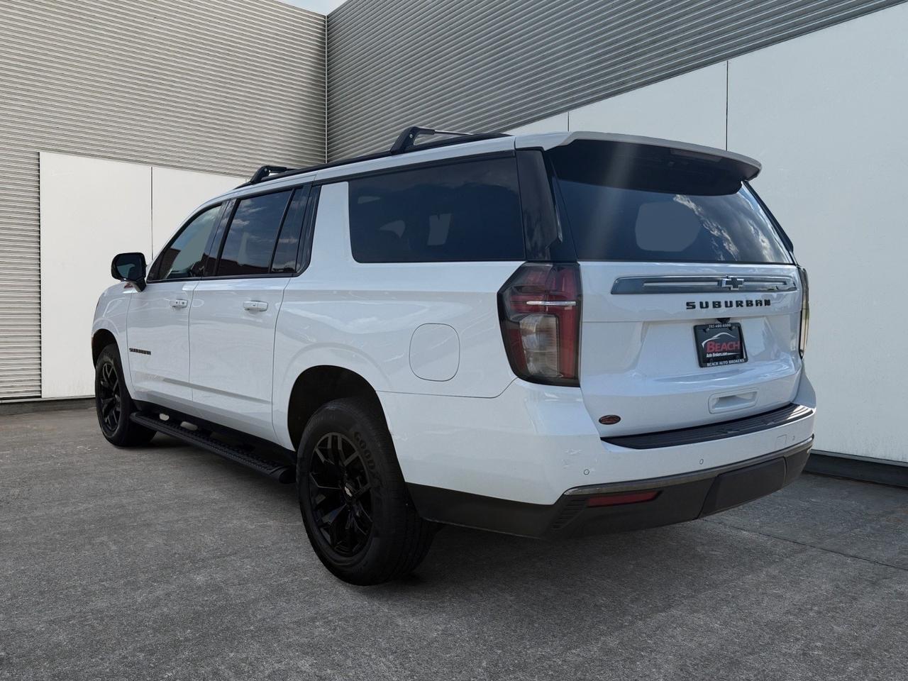 2022 Chevrolet Suburban Z71, HEATED/VENTILATED SEATS, HEATED 2ND ROW, 3RD ROW, MOONROOF, APPLE CARPLAY/ANDROID AUTO, WIFI, BOSE SPEAKERS, ROOF RACK, TOW PACKAGE, POWER LIFTGATE, RUNNING BOARDS, CLEAN CARFAX, ONLY 1 OWNER! Norfolk VA 2022 Chevrolet Suburban Z71, HEATED/VENTILATED SEATS, HEATED 2ND ROW, 3RD ROW, MOONROOF, APPLE CARPLAY/ANDROID AUTO, WIFI, BOSE SPEAKERS, ROOF RACK, TOW PACKAGE, POWER LIFTGATE, RUNNING BOARDS, CLEAN CARFAX, ONLY 1 OWNER! Norfolk VA
