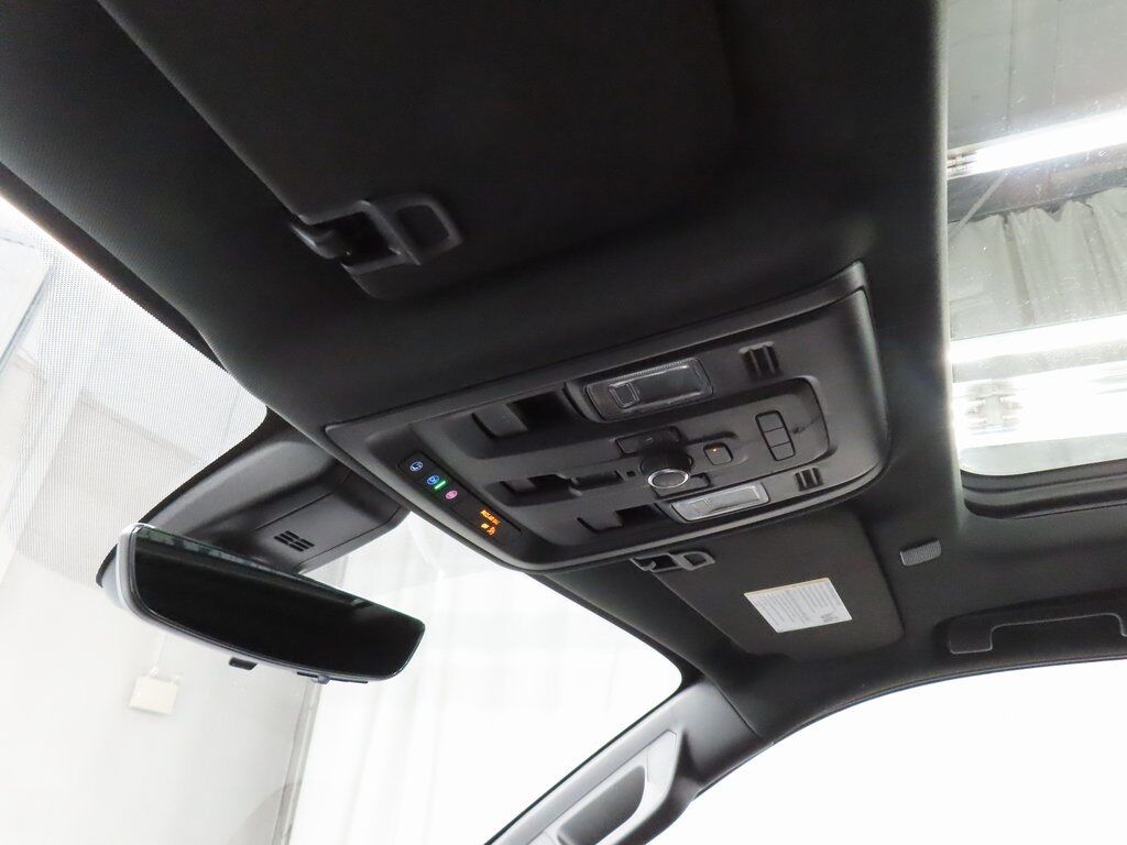 2022 Chevrolet Tahoe High Country 4WD Fond du Lac WI 2022 Chevrolet Tahoe High Country 4WD Fond du Lac WI