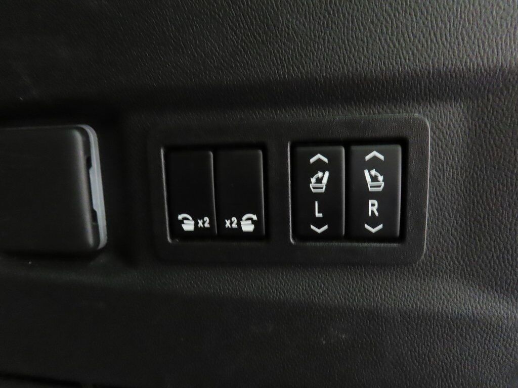 2022 Chevrolet Tahoe High Country 4WD Fond du Lac WI 2022 Chevrolet Tahoe High Country 4WD Fond du Lac WI