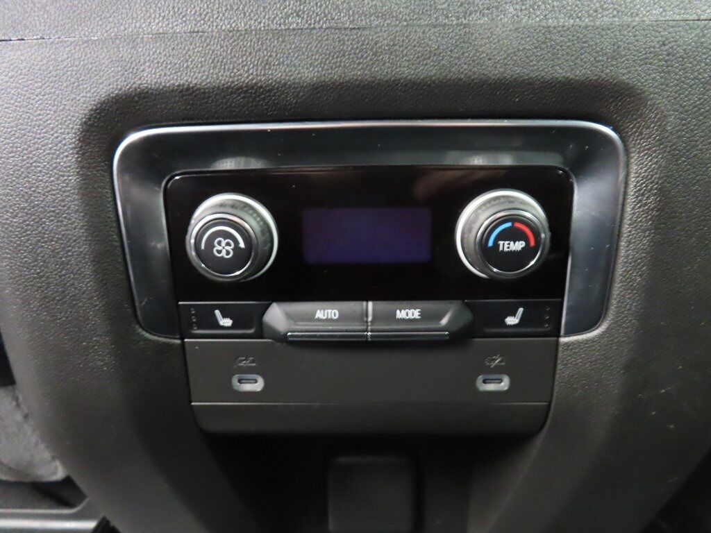 2022 Chevrolet Tahoe High Country 4WD Fond du Lac WI 2022 Chevrolet Tahoe High Country 4WD Fond du Lac WI