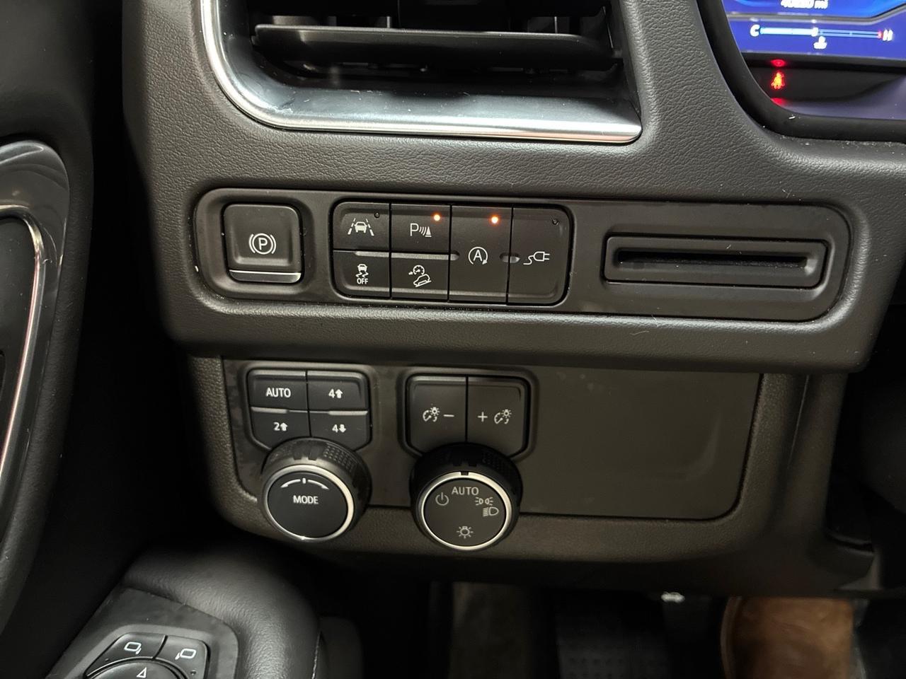 2022 Chevrolet Tahoe Z71, Pano Roof, Buckets Houston TX 2022 Chevrolet Tahoe Z71, Pano Roof, Buckets Houston TX