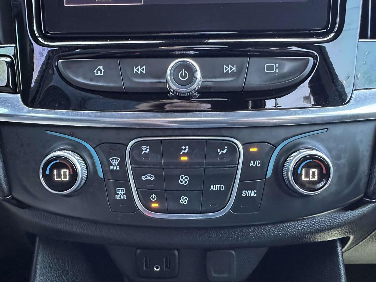 2022 Chevrolet Traverse LT Leather San Clemente CA