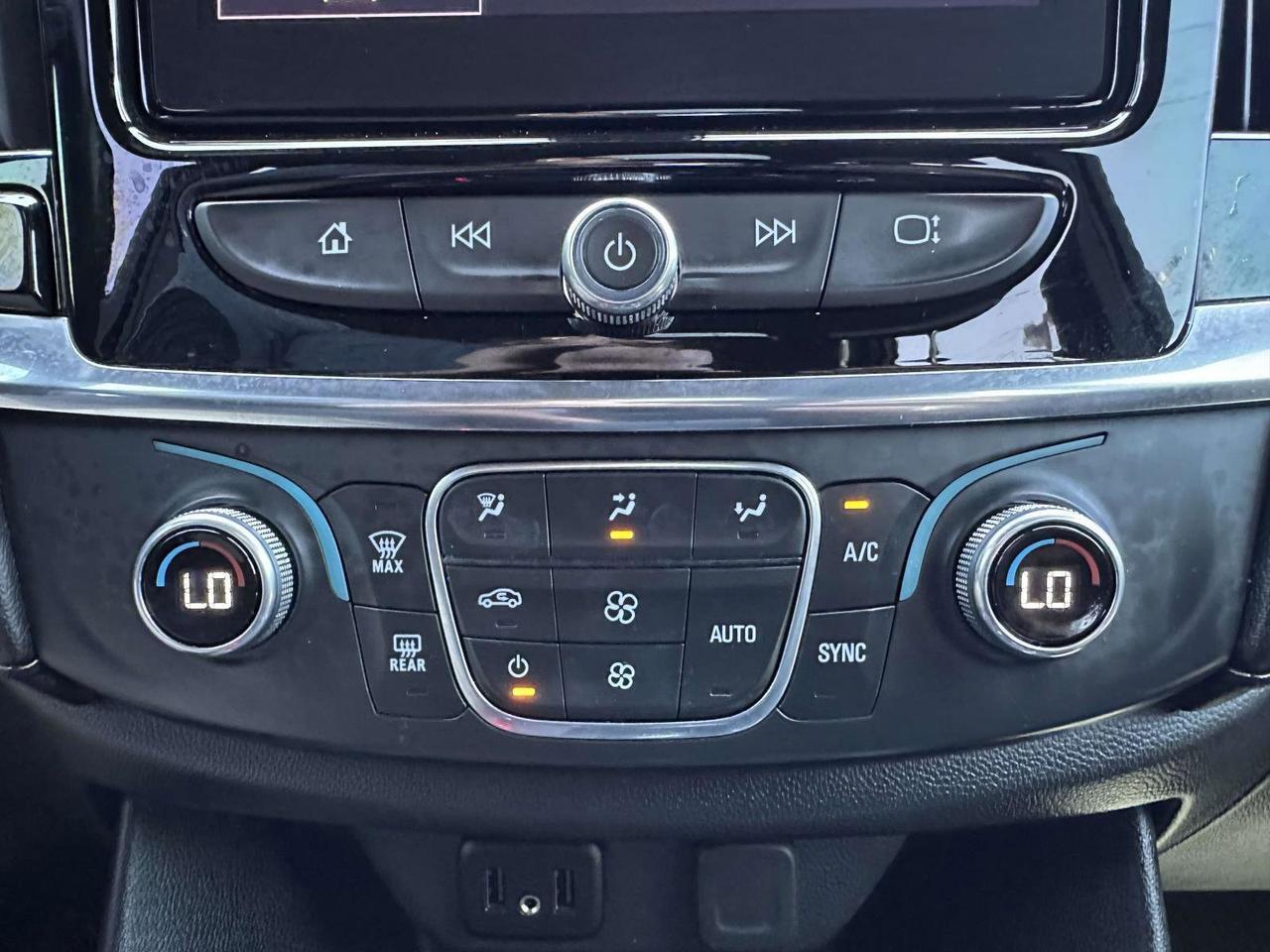 2022 Chevrolet Traverse LT Leather San Clemente CA