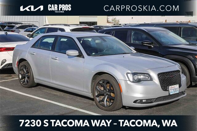 2022 Chrysler 300 2022 Chrysler 300
