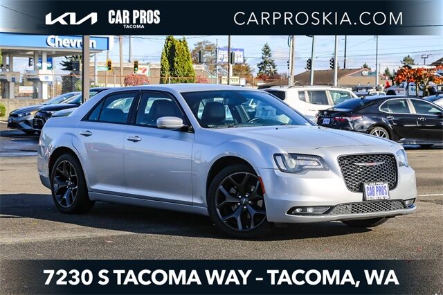 2022 Chrysler 300 2022 Chrysler 300