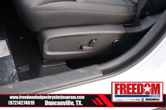 2022 Chrysler 300 Touring Irving TX