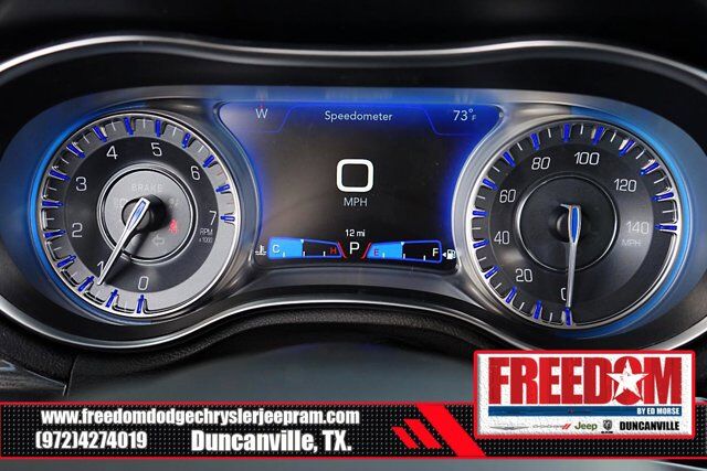 2022 Chrysler 300 Touring Irving TX