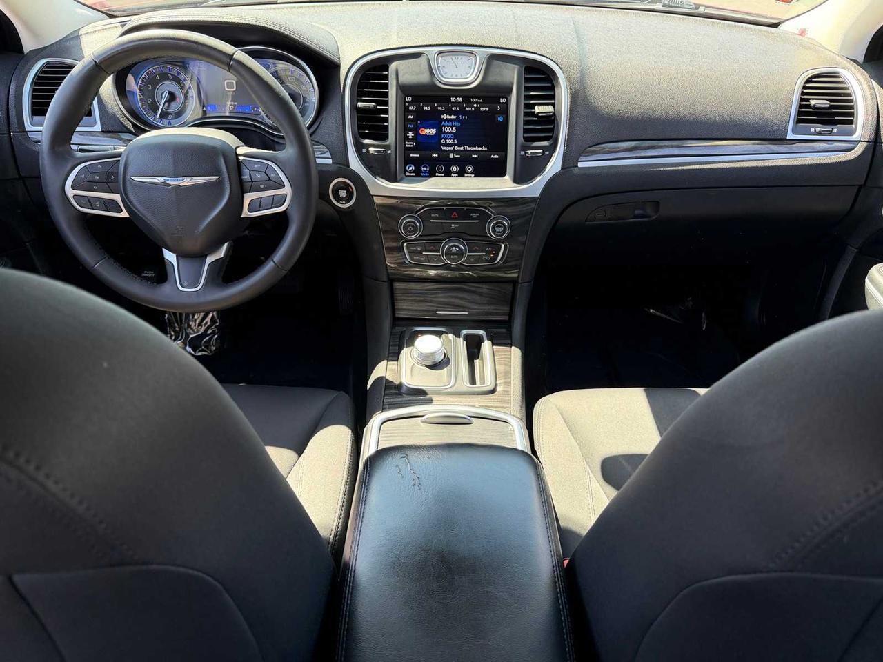 2022 Chrysler 300 Touring Irving TX 2022 Chrysler 300 Touring Irving TX