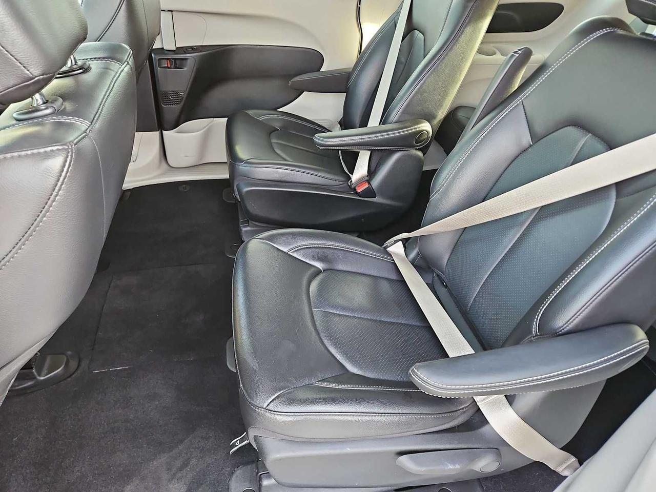 2022 Chrysler Pacifica Hybrid Touring L Irving TX