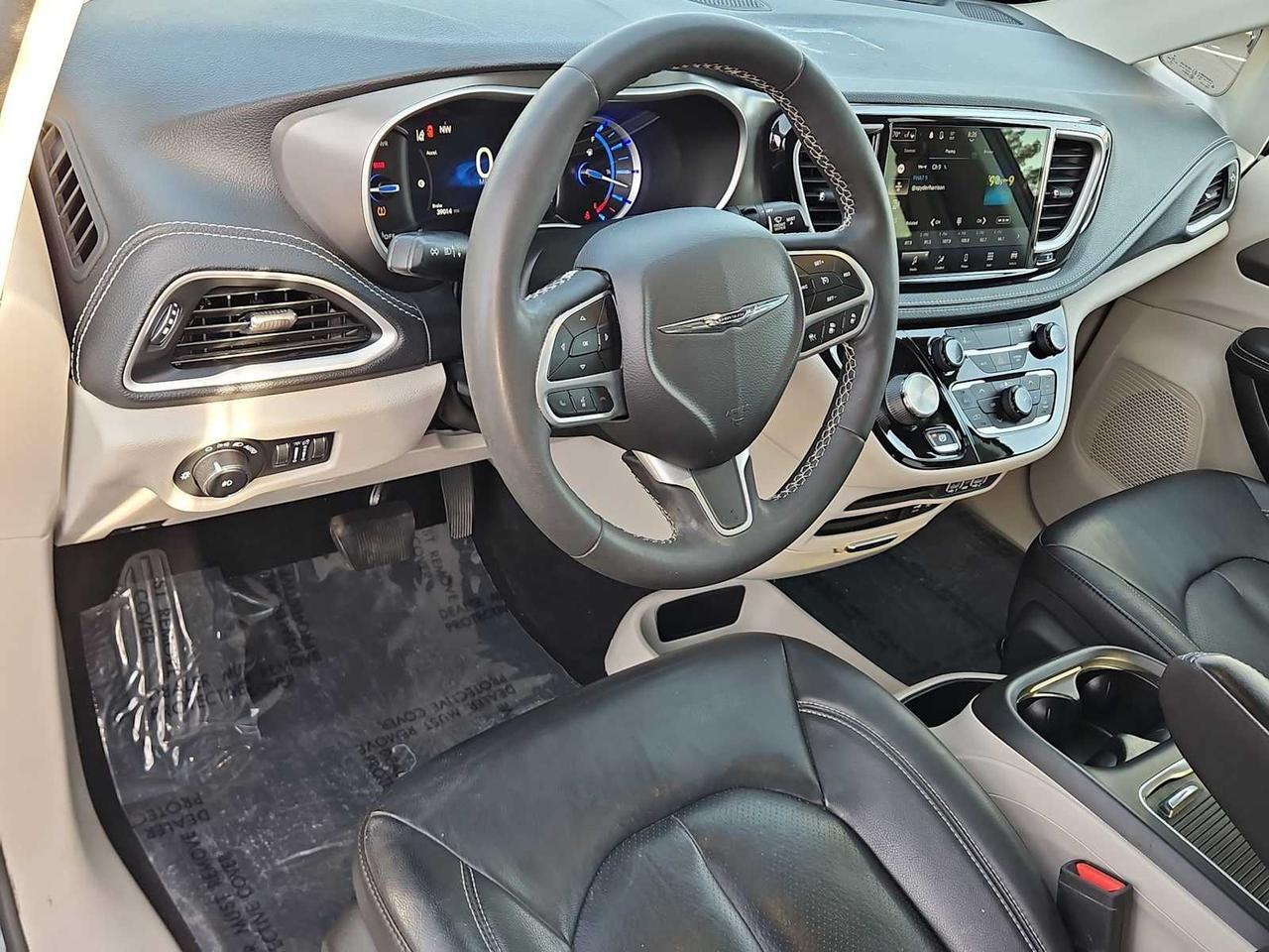 2022 Chrysler Pacifica Hybrid Touring L Irving TX