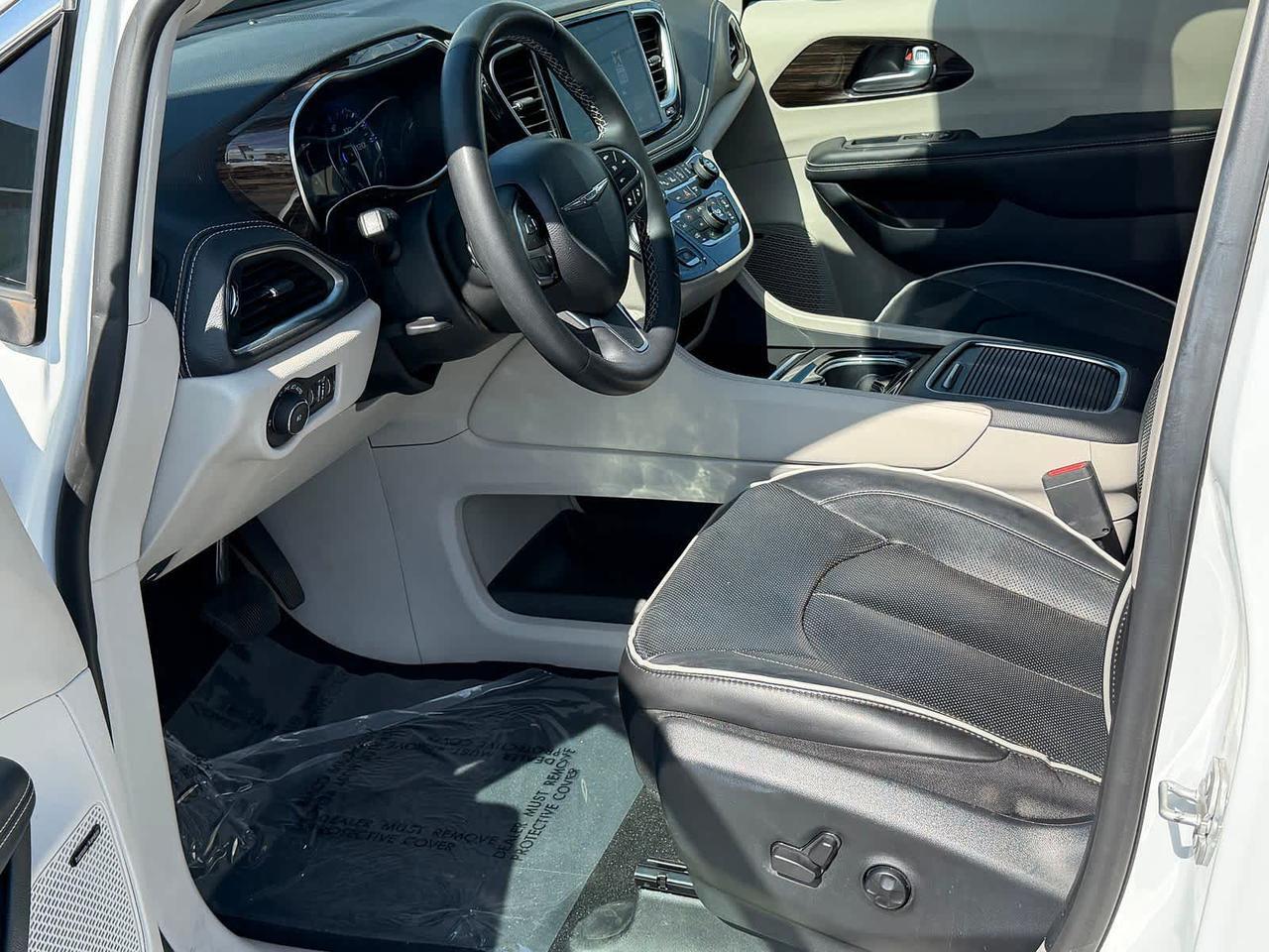 2022 Chrysler Pacifica Limited Irving TX 2022 Chrysler Pacifica Limited Irving TX