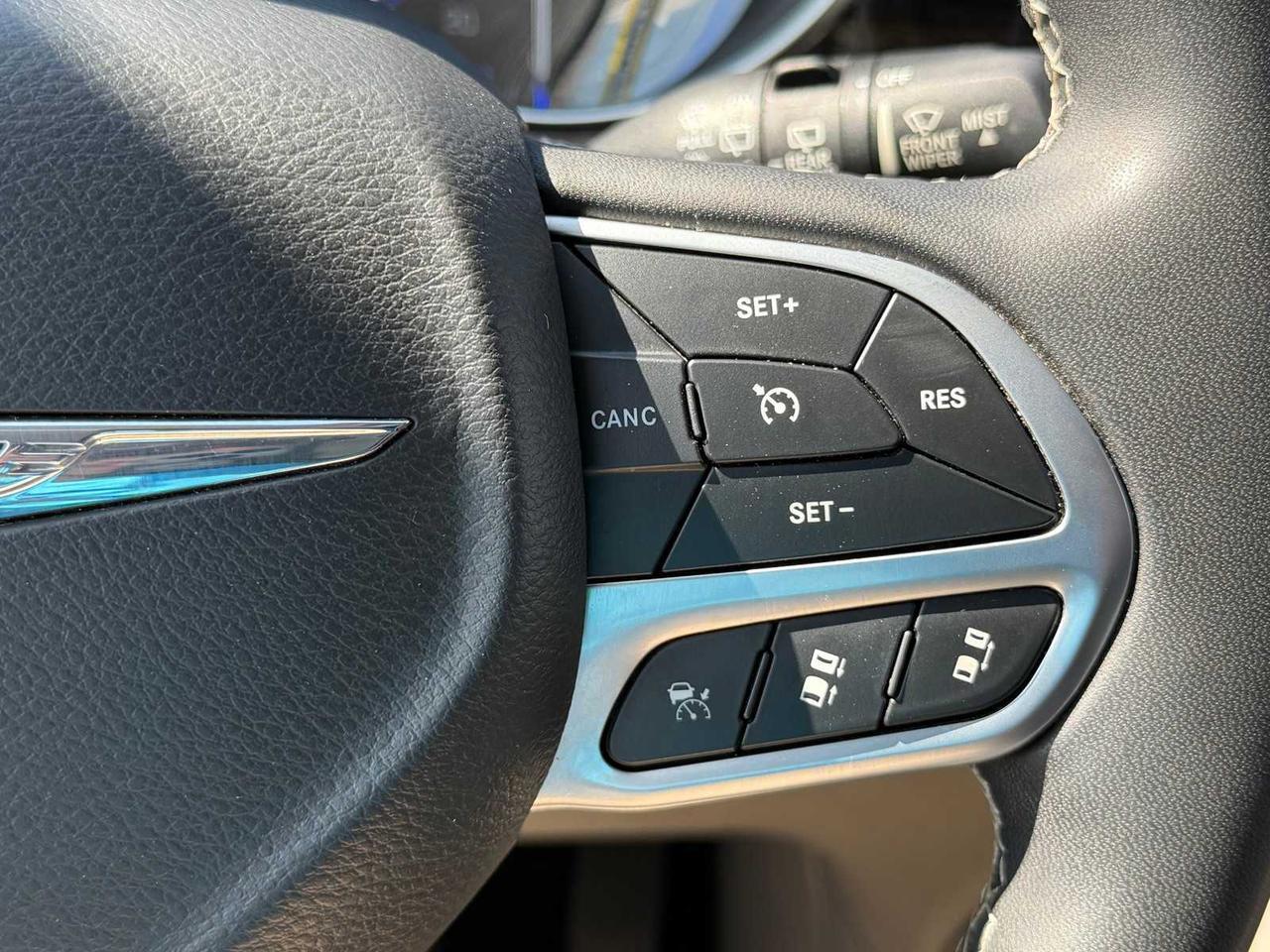 2022 Chrysler Pacifica Limited Irving TX 2022 Chrysler Pacifica Limited Irving TX