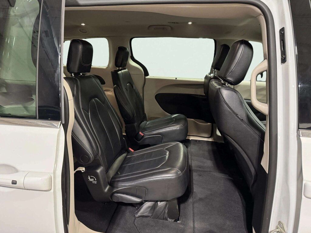 2022 Chrysler Pacifica Touring L San Clemente CA